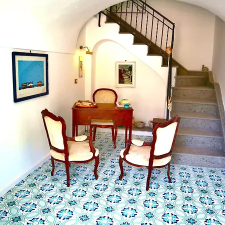 Villa With Sea View ! *