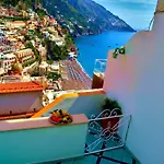 Villa With Sea View ! *